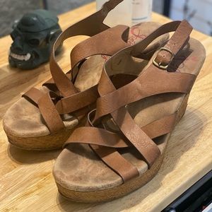Jellypop vegan leather wedges